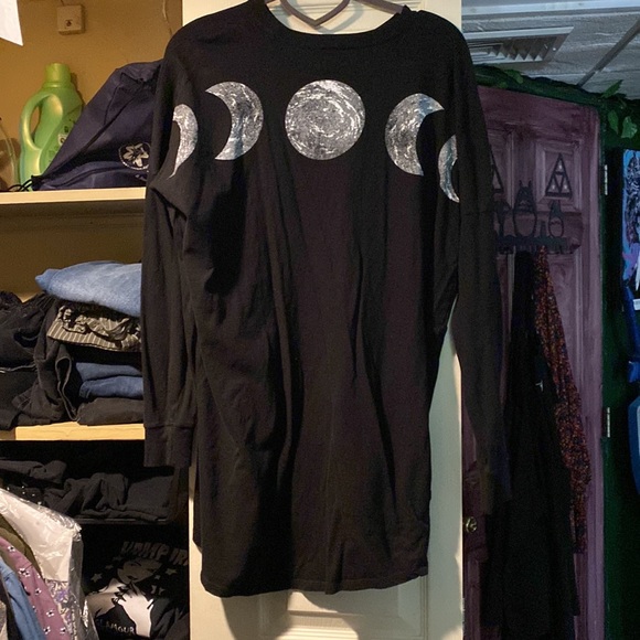 Hot Topic Moon Print Oversized Tee or Mini Dress - Picture 2 of 3